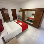 Апартаменты Spacious Comfortable - Via Migiurtinia *