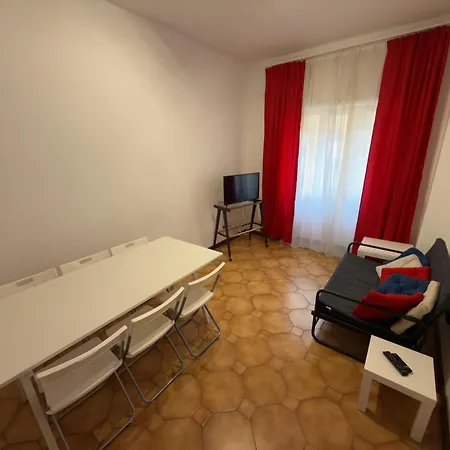 Апартаменты Spacious Comfortable - Via Migiurtinia